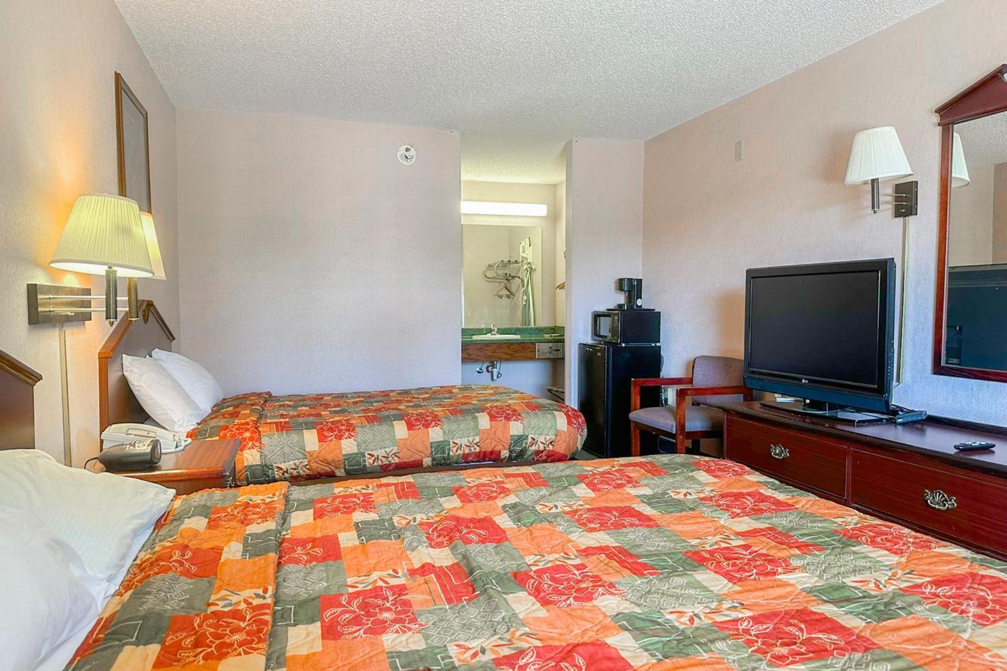 Oyo Hotel East Macon I-75 Dış mekan fotoğraf