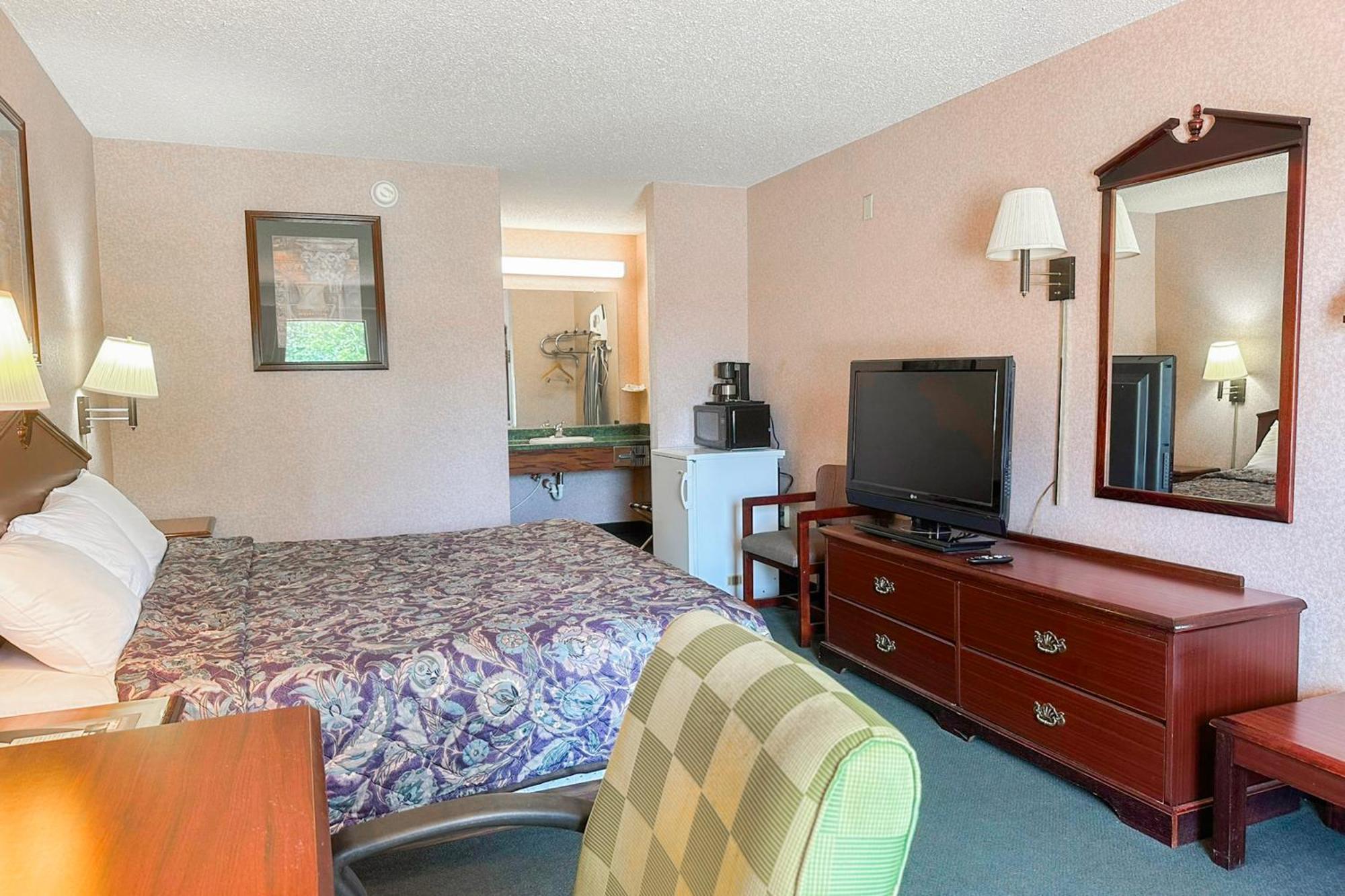 Oyo Hotel East Macon I-75 Dış mekan fotoğraf