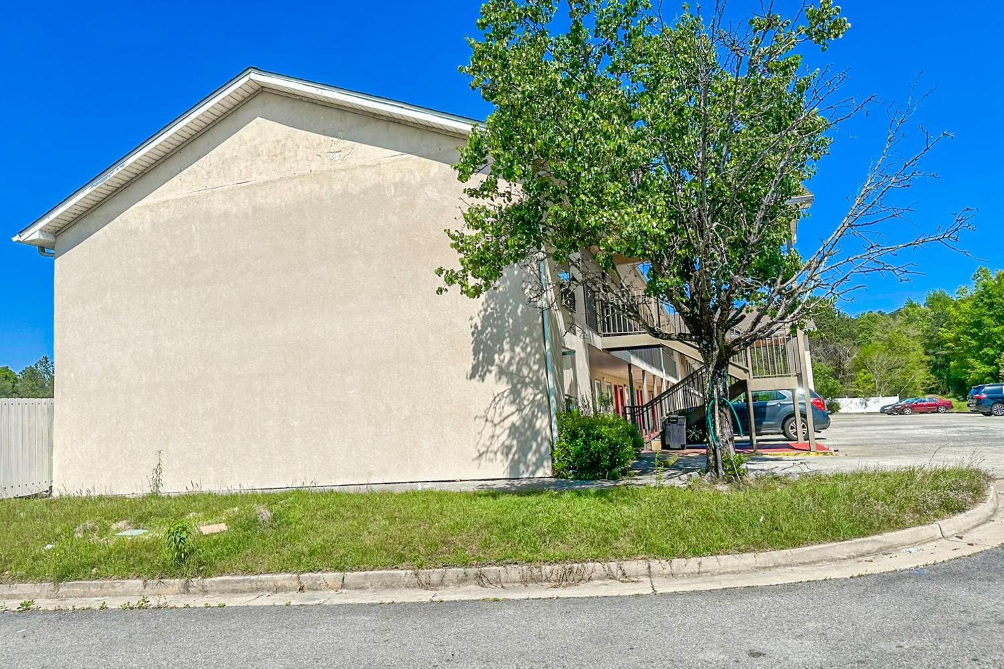 Oyo Hotel East Macon I-75 Dış mekan fotoğraf